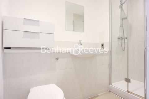 2 bedroom apartment to rent, Hilton's Wharf, Norman Road SE10