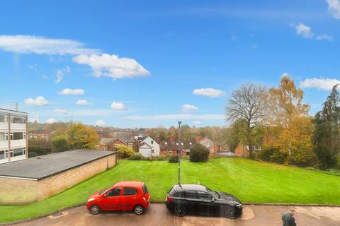 3 bedroom terraced house for sale, Alpine Court, Kenilworth