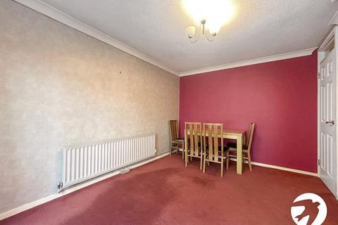 3 bedroom terraced house to rent, Hatton Close, London, SE18