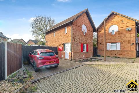 3 bedroom detached house for sale, Stonor Court, Milton Keynes, MK8