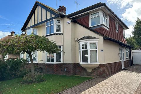 4 bedroom semi-detached house to rent, Station Approach Road, Ramsgate, CT11