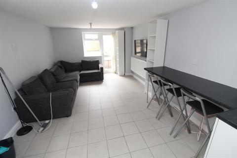 Hirwain Street, Cardiff CF24