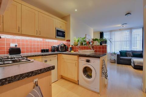 1 bedroom ground floor flat for sale, Market Hill, Maldon, Essex, CM9