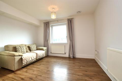 1 bedroom flat to rent, Tudor Road, Reading