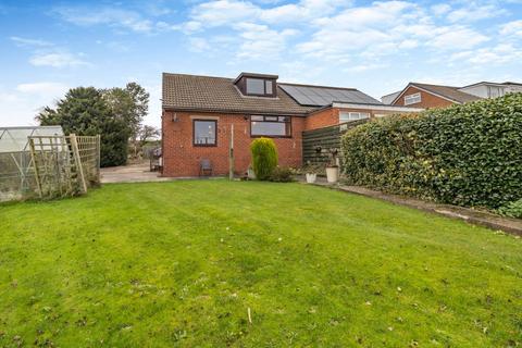 3 bedroom semi-detached bungalow for sale, West Lea Drive, Tingley