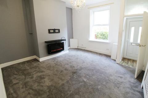 2 bedroom terraced house to rent, Railway Terrace, Bury