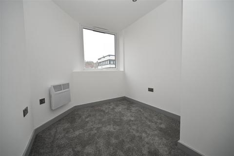 2 bedroom apartment to rent, Green Lane, Yeadon, Leeds