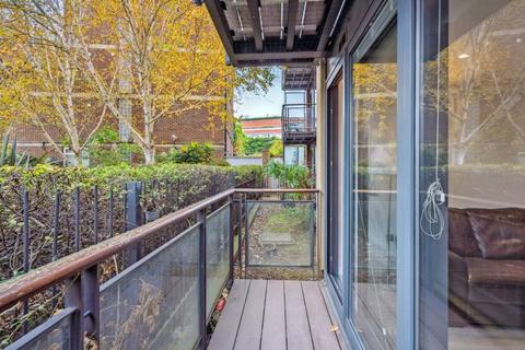 undefined, FISHER ROW, OXFORD, OX1