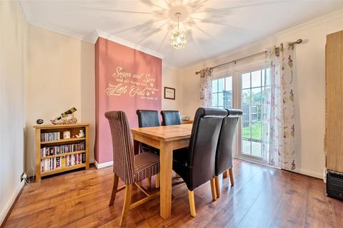 15 Ryecroft Road, Petts Wood, Orpington, BR5 1DR