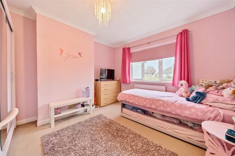 15 Ryecroft Road, Petts Wood, Orpington, BR5 1DR