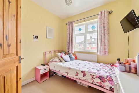 15 Ryecroft Road, Petts Wood, Orpington, BR5 1DR