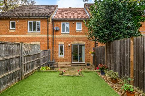 7 Candlerush Close, Woking, GU22 8AT