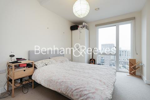 1 bedroom apartment to rent, Peartree Way, Millenium Gardens SE10