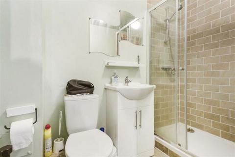 301 Redford Close, Feltham, TW13 4TH