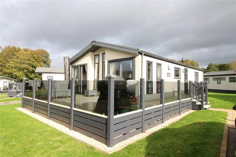 2 bedroom park home for sale, Highcliffe Meadow, Hoburne Naish, Barton On Sea, Hampshire, BH25