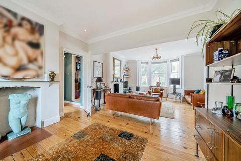 4 bedroom end of terrace house for sale, Angles Road, Streatham