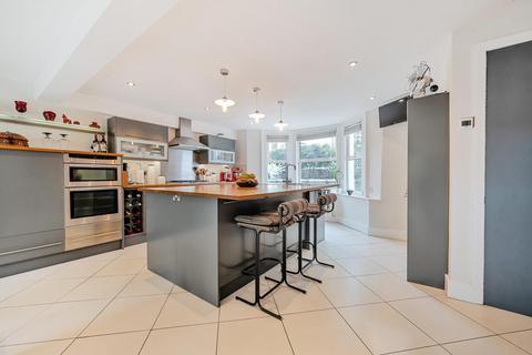 4 bedroom end of terrace house for sale, Angles Road, Streatham