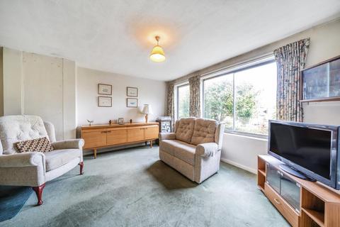 2 bedroom flat for sale, Auckland Road, Battersea