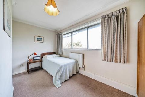 2 bedroom flat for sale, Auckland Road, Battersea