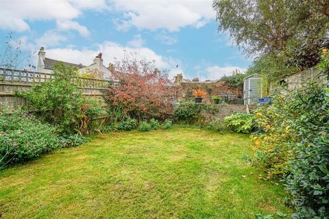 4 bedroom semi-detached house for sale, Ashburnham Road, Hastings