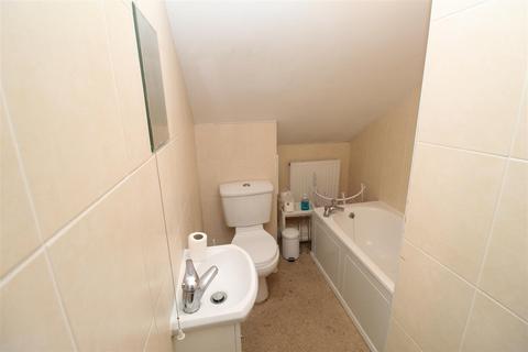 8 bedroom house to rent, Merthyr Street, Cardiff CF24