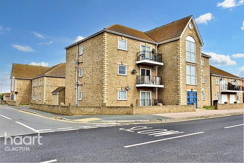 2 bedroom flat for sale, Garden Road, Clacton-On-Sea