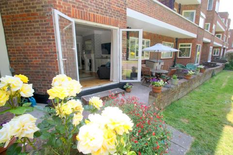 2 bedroom apartment to rent, Laleham Road, Staines-upon-Thames, TW18