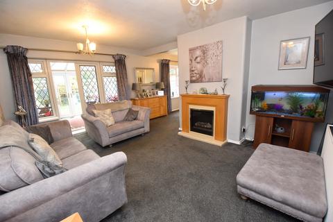 3 bedroom semi-detached house for sale, Winchester Road, Urmston, M41