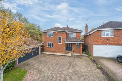 4 bedroom detached house for sale, Clifton Road, Berkshire RG41