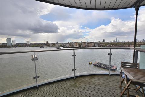 2 bedroom apartment to rent, Ocean Wharf, Canary Wharf, E14