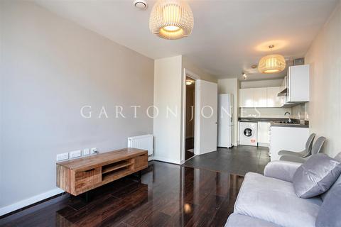 1 bedroom flat for sale, Woods House, Grosvenor Waterside, 7 Gatliff Road, London, SW1W