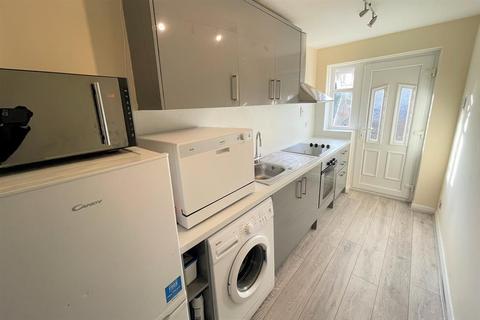 1 bedroom flat to rent, Turnberry View, Alwoodley, Leeds