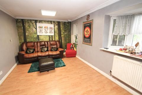 3 bedroom end of terrace house for sale, Bristow Road, Croydon CR0