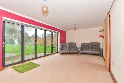 3 bedroom detached bungalow for sale, Durlock Road, Staple, Canterbury, Kent