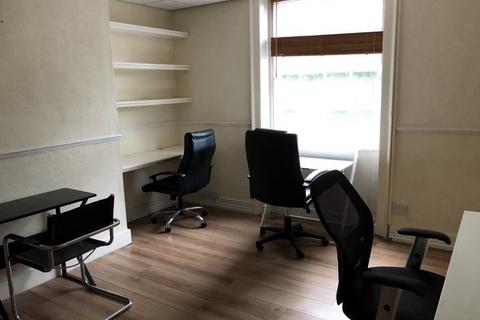 Office to rent, Saddlers House, 4-6 South Parade, Bawtry, Doncaster, South Yorkshire