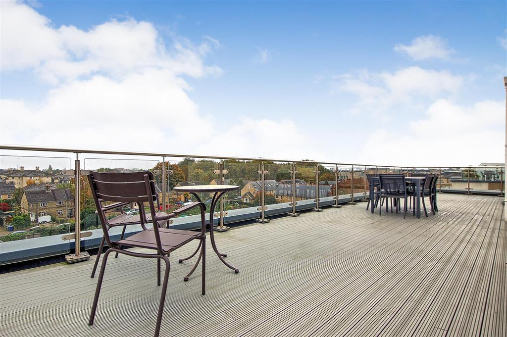 Roof terrace 4.jpg