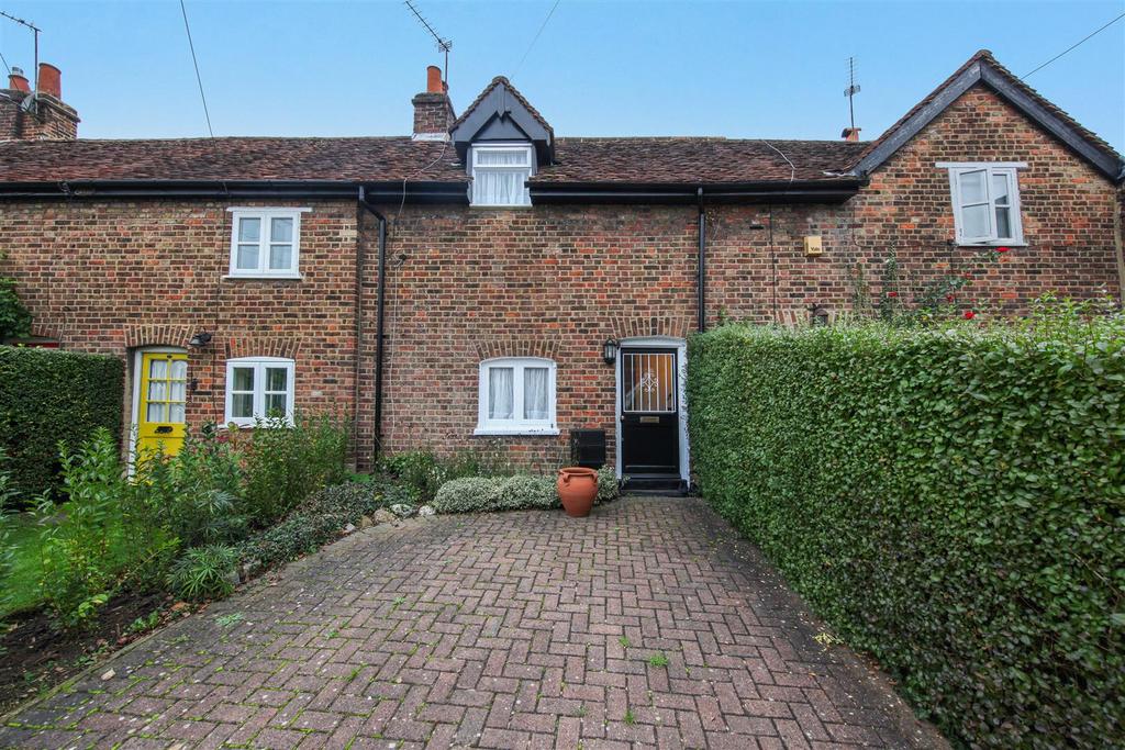 4 Hendon Park Cottages, Highwood Hill   AP269v25 Pv