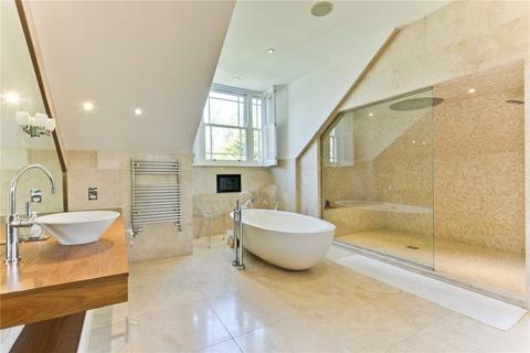 12 Spicers Field, Oxshott, Leatherhead, KT22 0UT