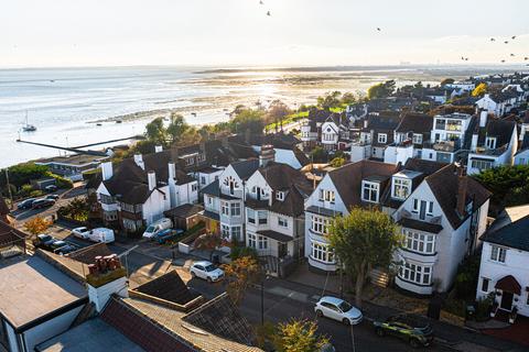 6 bedroom semi-detached house for sale, Leigh-on-sea SS9