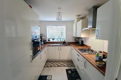 3 bedroom terraced house to rent, Winnersh,  Berkshire,  RG41