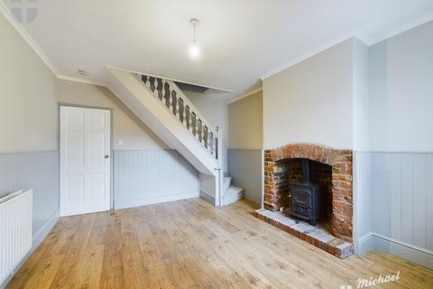 3 bedroom terraced house to rent, Highbridge Walk, Aylesbury, Buckinghamshire