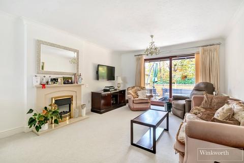 2 bedroom bungalow for sale, Bagshot Road, Ascot, Berkshire, SL5