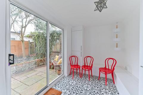 3 bedroom semi-detached house for sale, Robson Road, West Dulwich, London, SE27