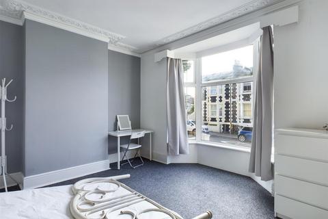 6 bedroom end of terrace house to rent, Upper Lewes Road, Brighton