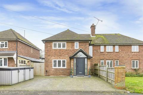 4 bedroom semi-detached house for sale, Newfield Gardens, Marlow