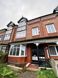 4 bedroom terraced house to rent, Richmond Grove, Manchester M13