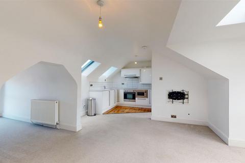 2 bedroom flat for sale, Mortimer Street, Herne Bay, CT6