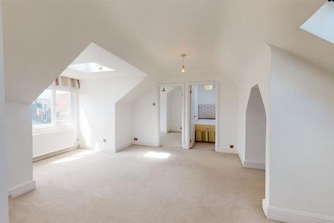 2 bedroom flat for sale, Mortimer Street, Herne Bay, CT6