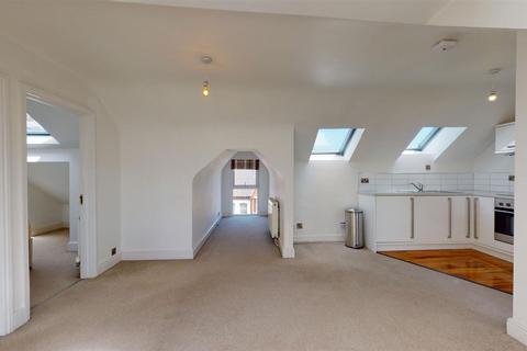 2 bedroom flat for sale, Mortimer Street, Herne Bay, CT6