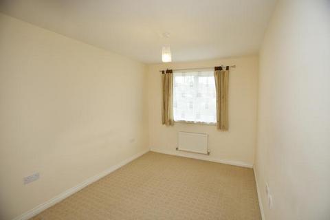 2 bedroom apartment to rent, Ingot Close, Wrexham LL11